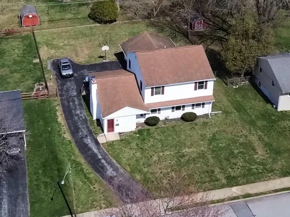 409 Sunset Dr, Downingtown, PA 19335