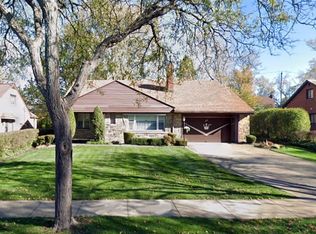 2547 Brentwood Rd, Beachwood, OH 44122