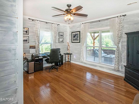 29th image of this home