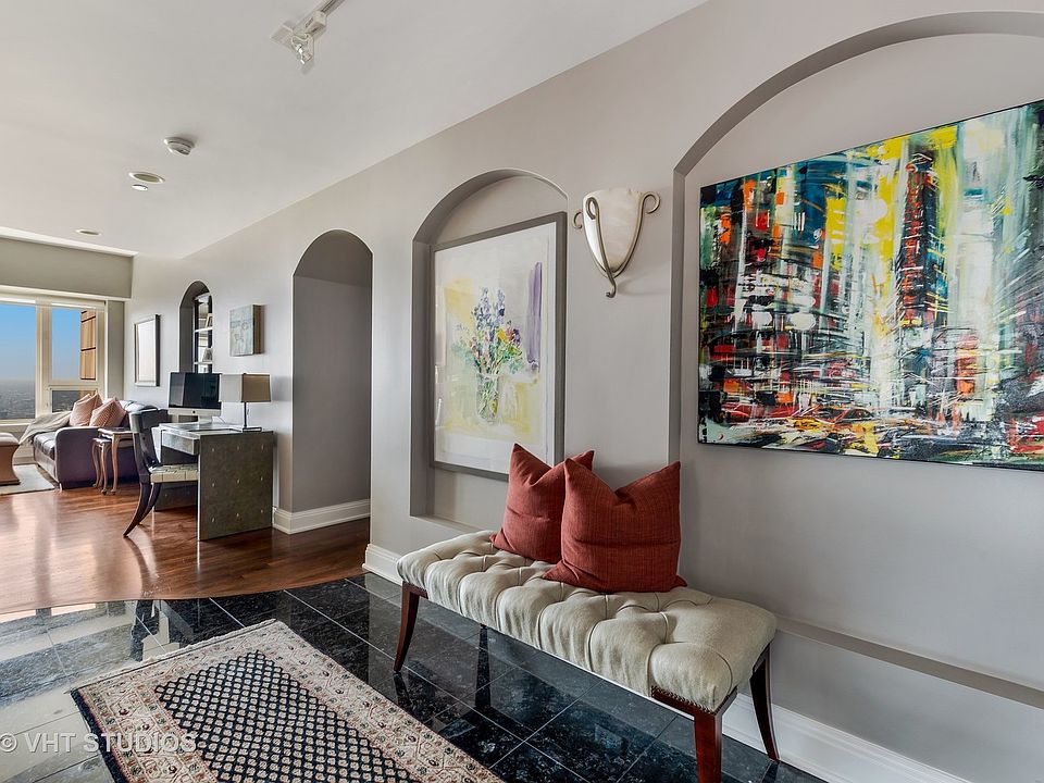 1st image of 800 N Michigan Ave APT 4202