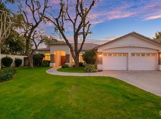 1110 Coyote Springs Dr, Bakersfield, CA 93312