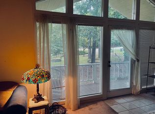 193 Pinewood Ct, Holly Lake Ranch, TX 75765