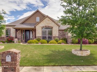 12056 Yarmouth Ln, Fort Worth, TX 76108