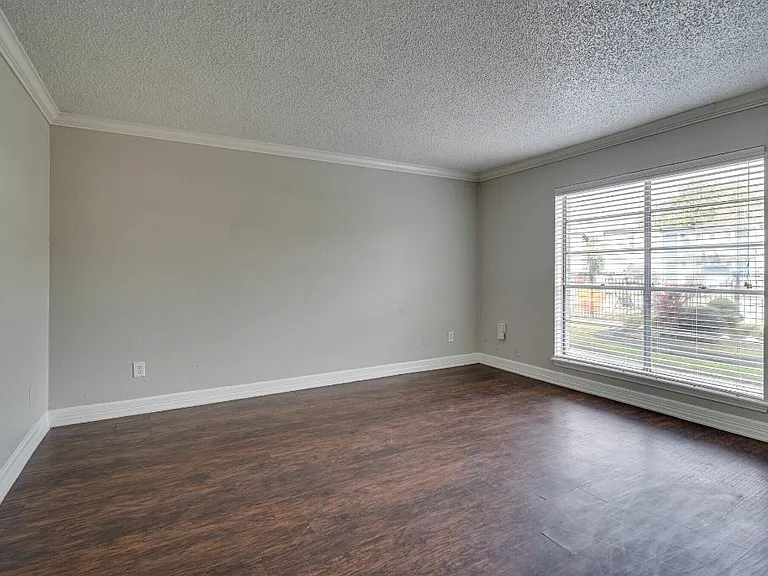 Villas At Braeburn — Photo 29