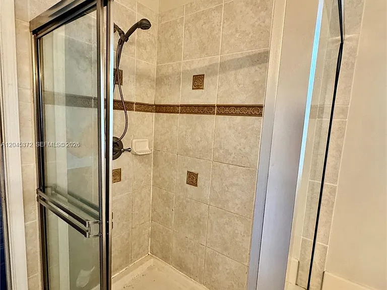9763 Darlington Pl #9763 — Photo 16