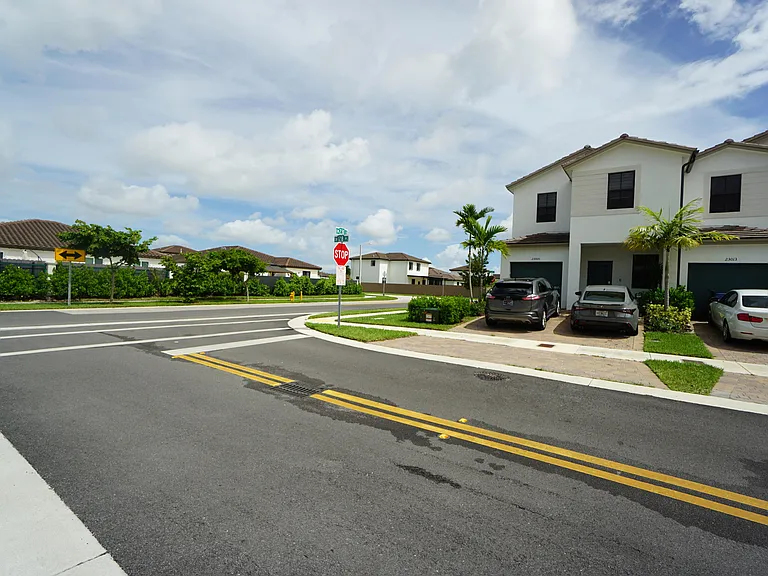 23010 SW 128th Pl — Photo 43
