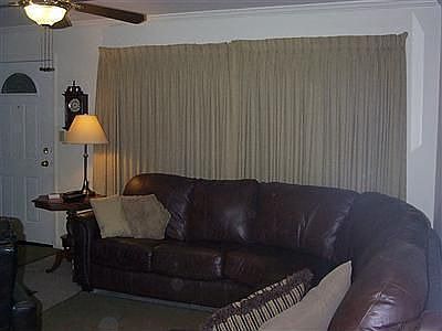 3rd image of 387 Holly Dr