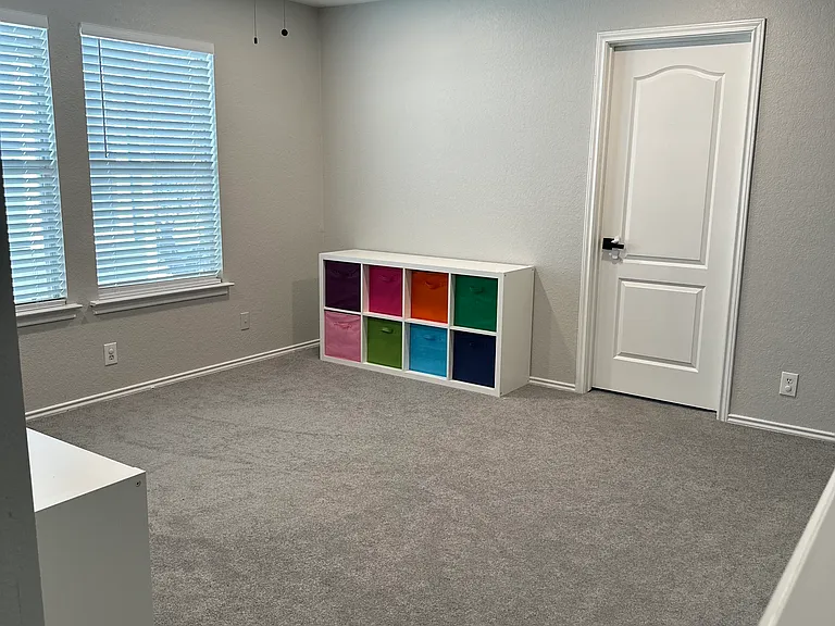 162 Hampton Cv — Photo 13