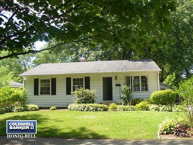 1st image of 2712 Campbell St