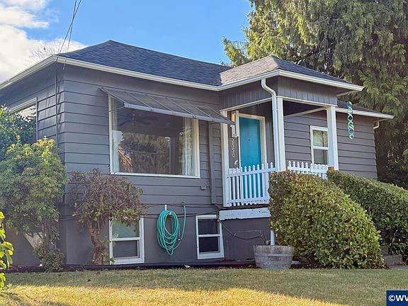 3rd image of 2550 Summer St SE