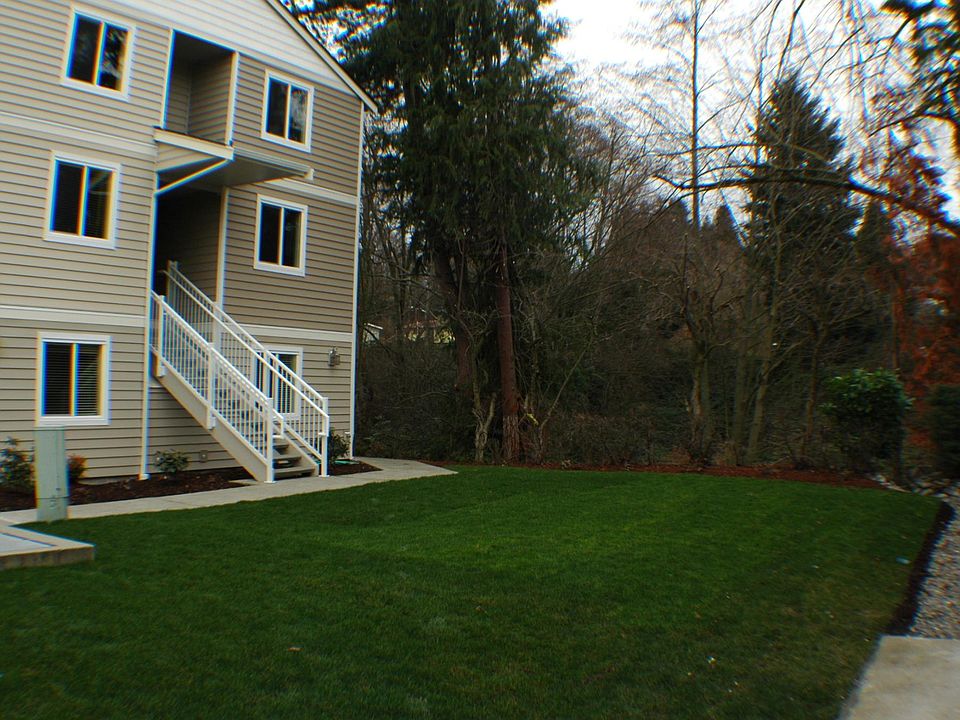 Longfellow Greenbelt surrounds the community
