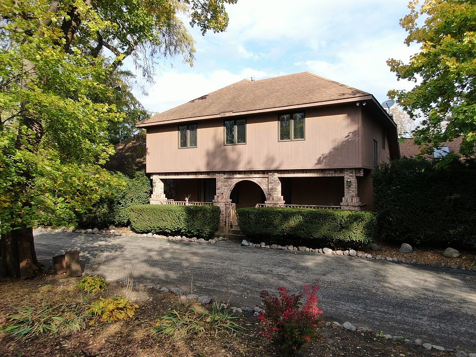 15966 W Port Clinton Rd, Prairie View, IL 60069 | Zillow