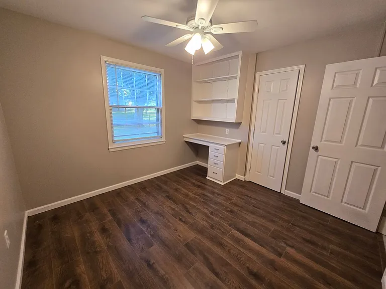 3540 Farwood Dr — Photo 13