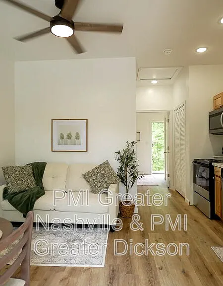 8055 Maple St — Photo 3