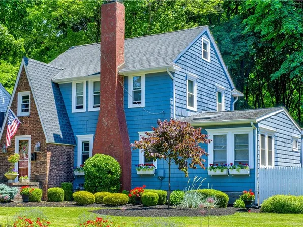21 Utopian Avenue, Suffern, NY 10901