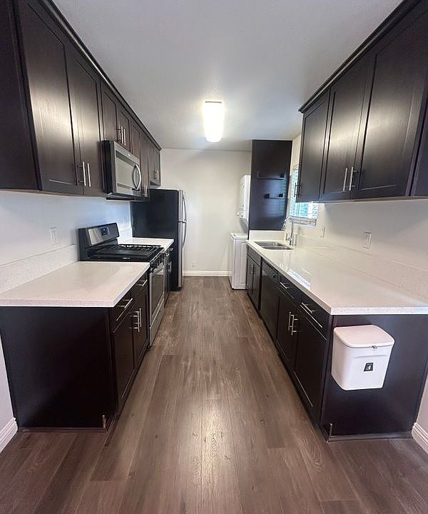 1st image of 1305 N Garfield Ave #1