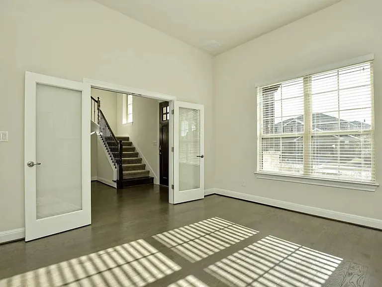 2401 Centennial Loop — Photo 15