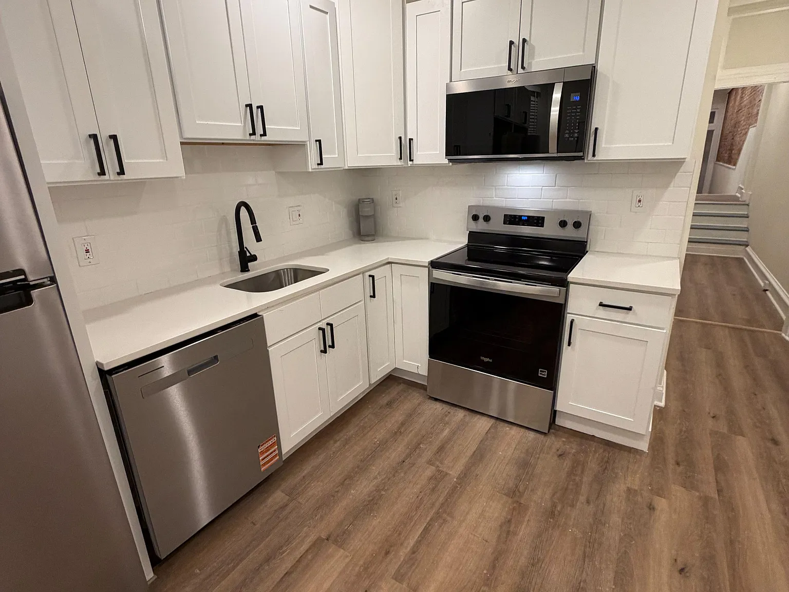4 bed, 4.0 bath, 2800 sqft, $819 — Photo 4
