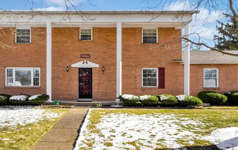 2064 Worcester Ct — Photo 1