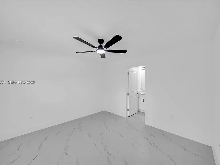 4984 Fairway Ct — Photo 15