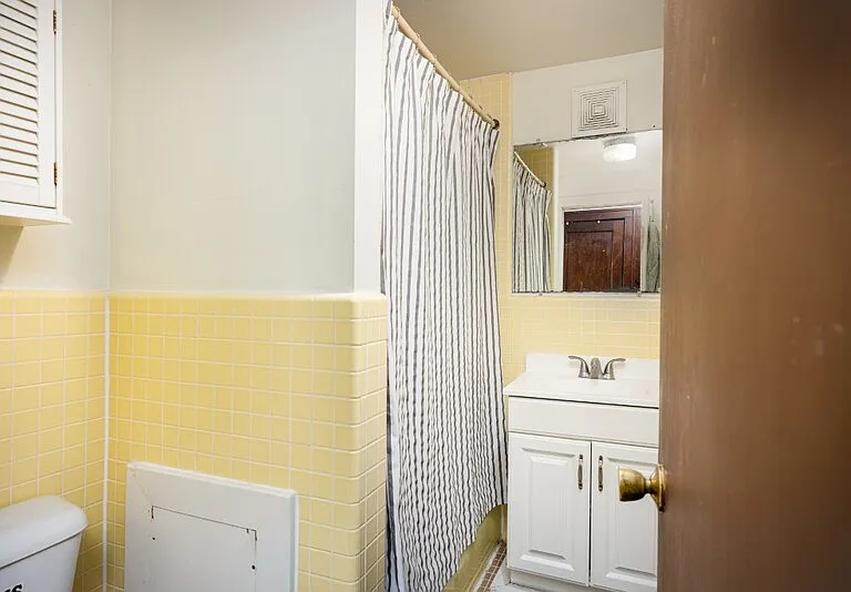 711 Granger Ave — Photo 21