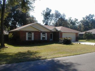 25247 SW 17th Ave, Newberry, FL 32669