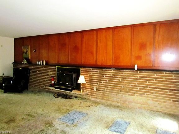 5th image of 8056 Music St