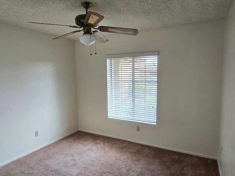 6407 W Brown St — Photo 15