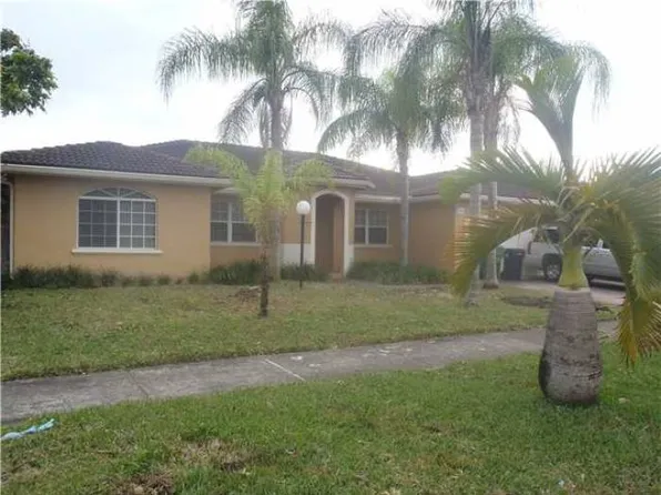 15530 SW 170th Ter, Miami, FL 33187