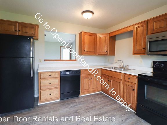 4th image of 1503 Flagstone Dr