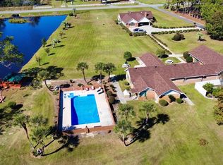 393 Douglas Hwy, Hazlehurst, GA 31539