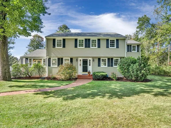 43 Barton Rd, Stow, MA 01775