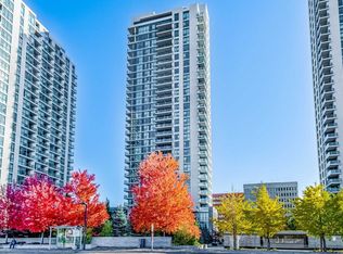 215 Sherway Gardens Rd #1010, Toronto, ON M9C0A4