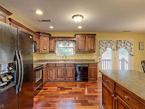 5th image of 95 Knobby Crest Ln