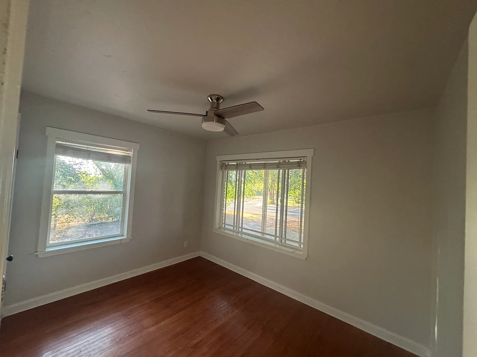 2 bed, 775 sqft, $1,900 — Photo 4