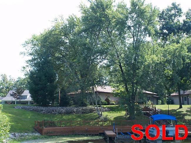 1st image of 15645 N Lake Dr