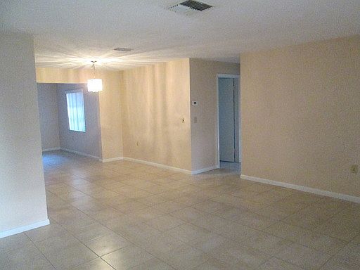 4th image of 507 S Jefferson St