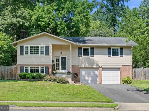 8600 Cherry Valley Ln, Alexandria, VA 22309
