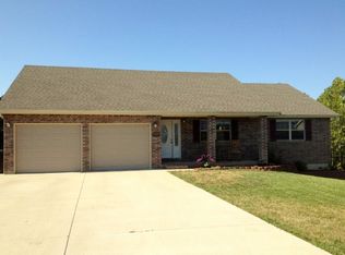 20568 Luna Rd, Waynesville, MO 65583