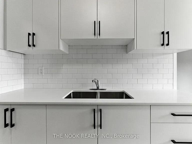 106 Cromwell Ave #21 — Photo 7