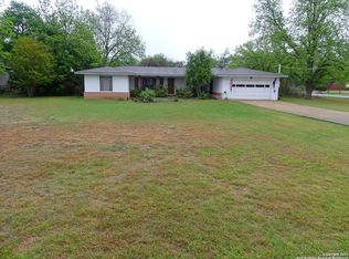310 Caladium Dr, Castle Hills, TX 78213