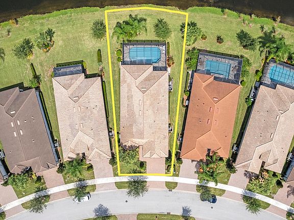 2nd image of 5251 Turtle Creek Circle