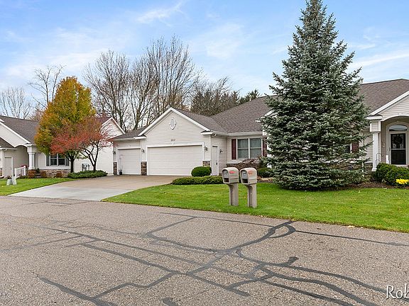 2nd image of 1357 Linwood Dr NW #32