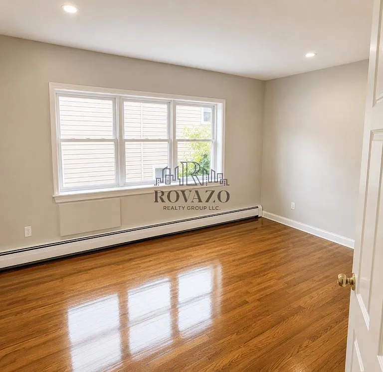 111 Lincoln Ave #9A — photo 4 of 5
