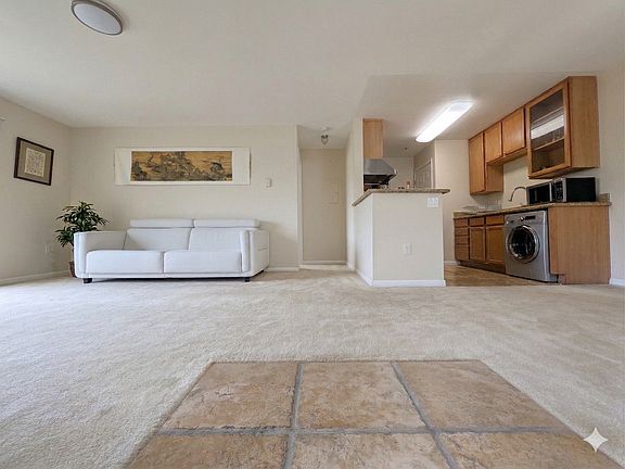 4th image of 880 E Fremont Ave APT 713