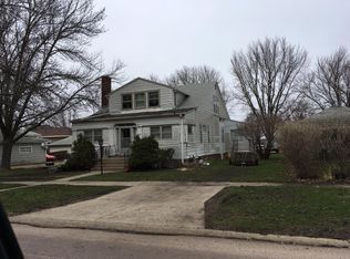 708 20th St, Spirit Lake, IA 51360