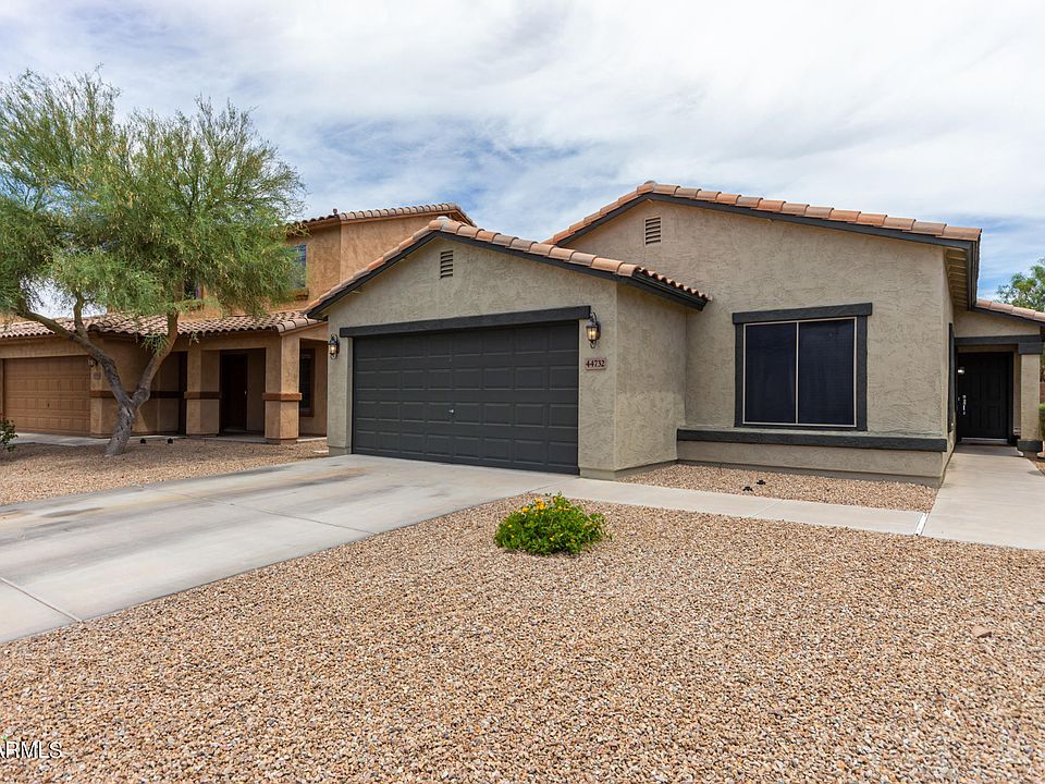 1st image of 44732 W Balboa Dr