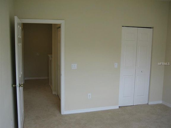 4th image of 2316 Grand Central Pkwy APT 13