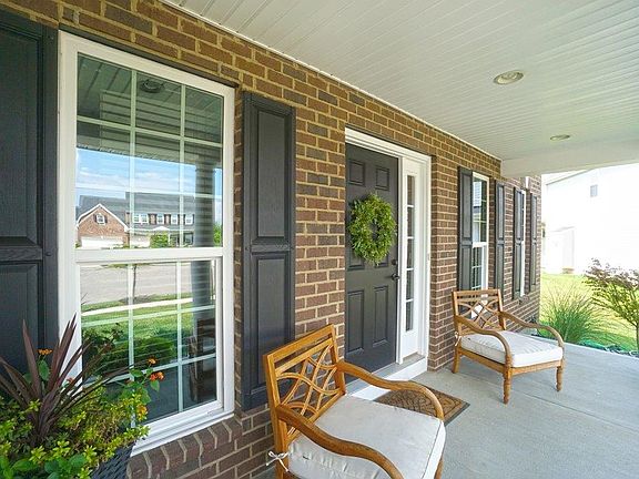 2nd image of 4381 Blue Jay Way