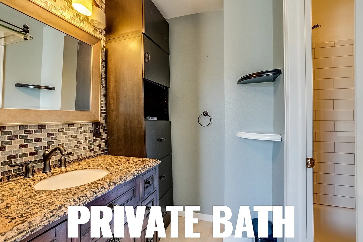 Building Photo - 2137 S Vallejo St #1